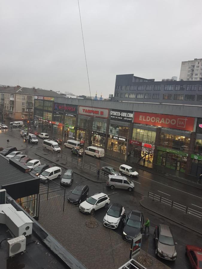 2Х Комнатная С Ремонтом В Центре.Renovated, Center Apartment Khmelʼnytsʼkyy Bagian luar foto