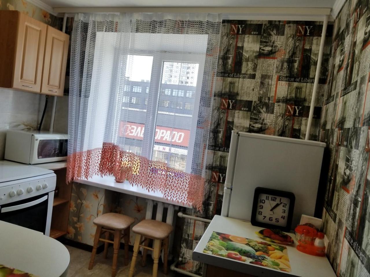 2Х Комнатная С Ремонтом В Центре.Renovated, Center Apartment Khmelʼnytsʼkyy Bagian luar foto