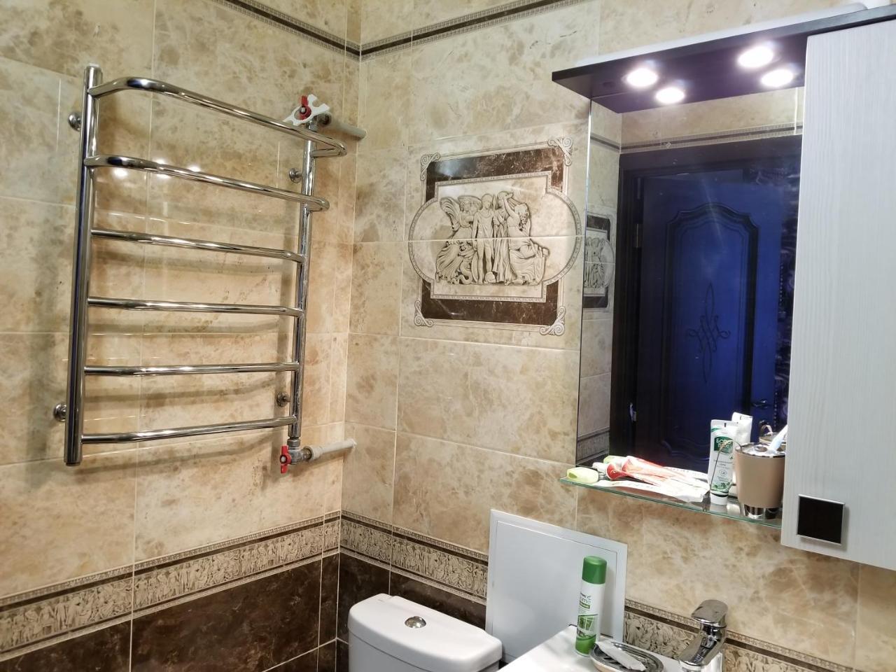 2Х Комнатная С Ремонтом В Центре.Renovated, Center Apartment Khmelʼnytsʼkyy Bagian luar foto