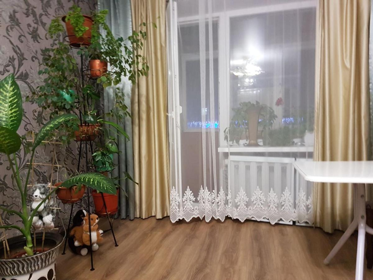 2Х Комнатная С Ремонтом В Центре.Renovated, Center Apartment Khmelʼnytsʼkyy Bagian luar foto
